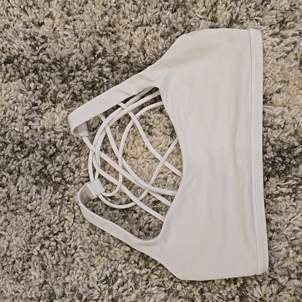 Lululemon Free to Be White Bra 6